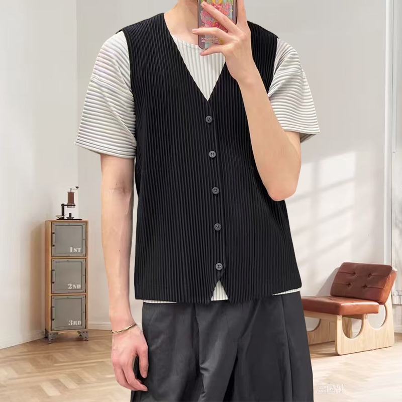 Miyake Pleated Original Unders - đánh giá và giá Undershirt Crew Neck